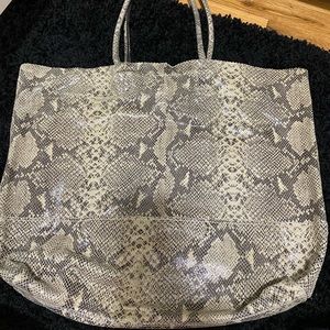 Authentic skin tote. Perfect for work or play, even everyday!